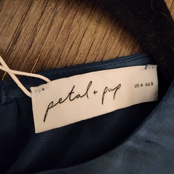 Petal & Pup Opal Tie Waist Long Sleeve Satin Minidress NWT Blue Size 4 - Picture 8 of 13
